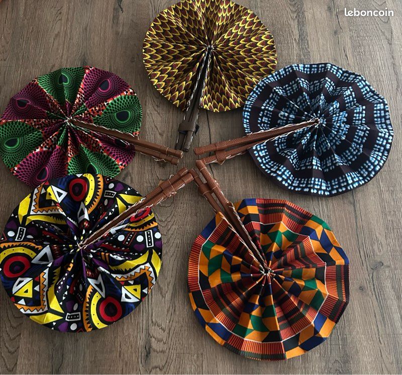 Éventail En Tissu Wax Fait Main - Accessoire Femme Coloré