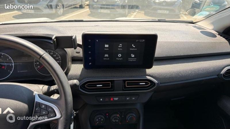 Dacia Sandero 1.0 TCe 90ch Stepway Expression auto -24 (image 19)