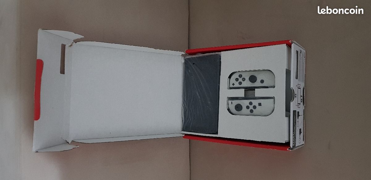Nintendo switch OLED neuf (image 3)