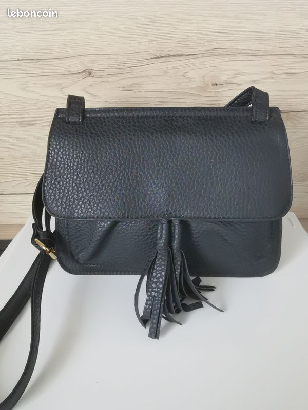Petit sac noir bandoulière (image 1)