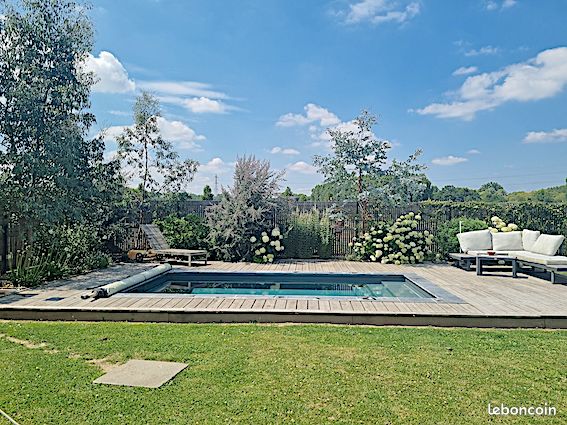 Maison 9 pièces 185 m² · à Cysoing · 185 m² · 649 000 €