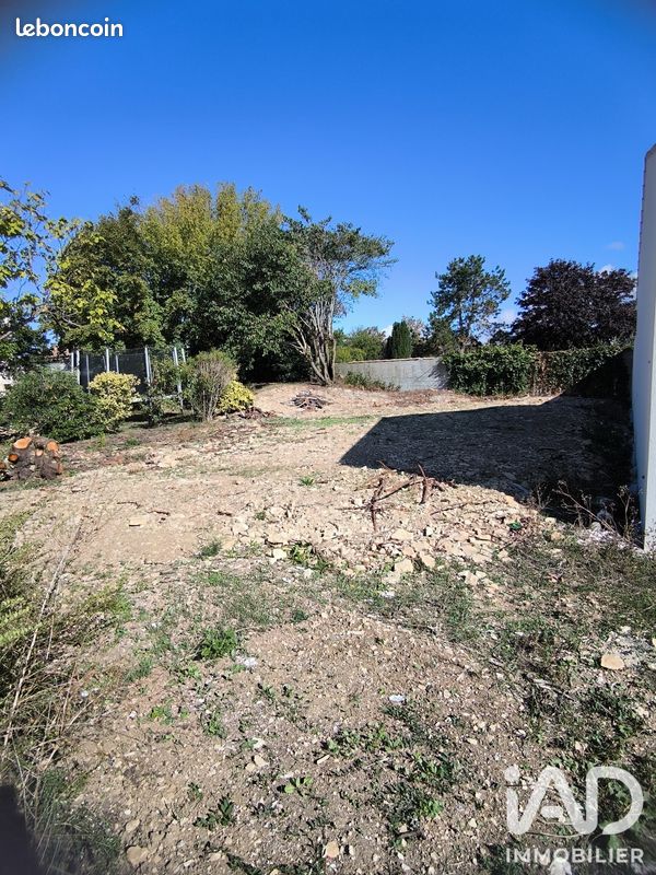 Terrain 323 m² · à Villedoux · 323 m² · 89 900 €