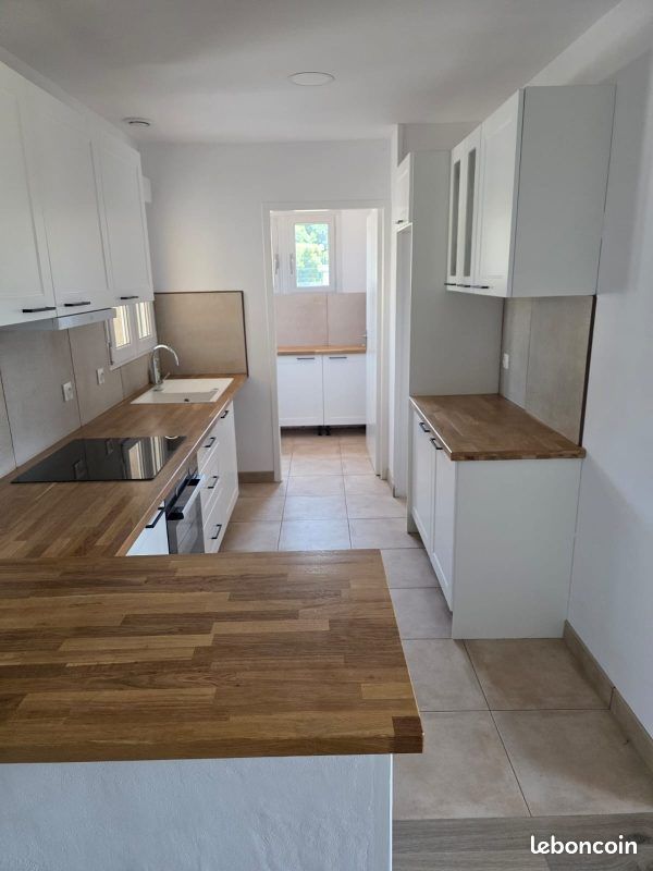 Maison 5 pièces 111 m² · à Montréjeau · 111 m² · 900 €/mois