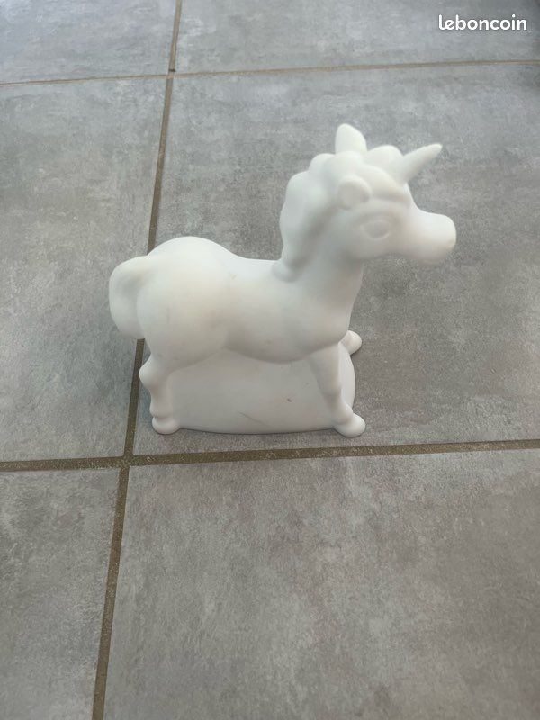 Jouet chat et lampe licorne (image 5)