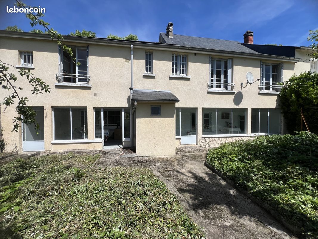 Maison 4 pièces 115 m² · à Issoudun · 115 m² · 89 900 €