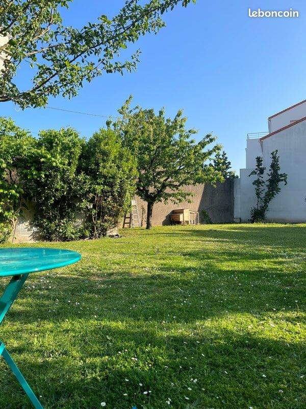 Maison 5 pièces 90 m² · à Rezé · 90 m² · 1 560 €