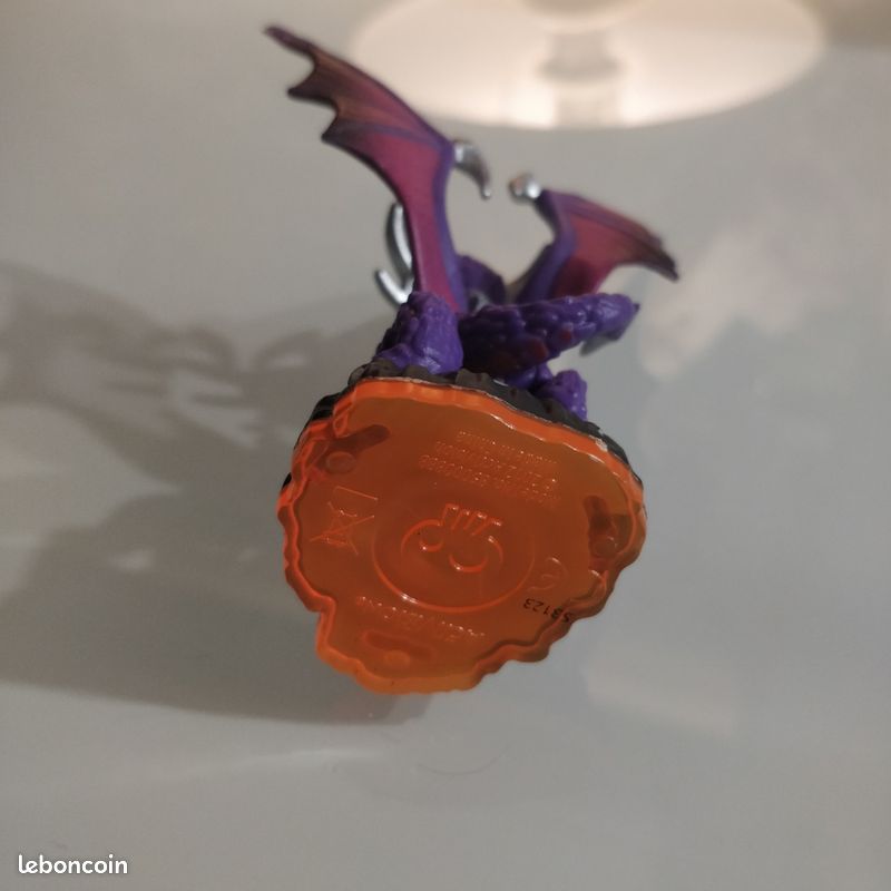 Figurine Skylanders Giants – Cynder – Activision – Occasion