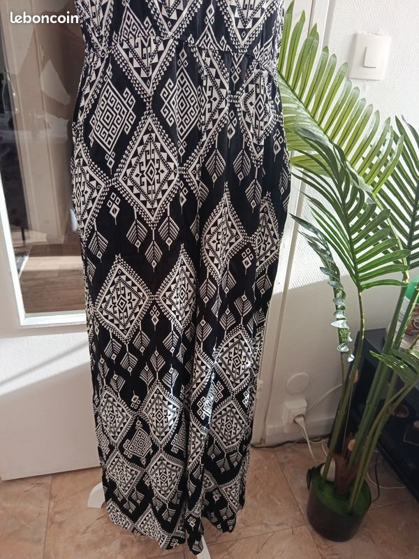 Combinaison C&A Premium – imprimé ethnique noir blanc – jambes larges – combinaison chic été (image 4)