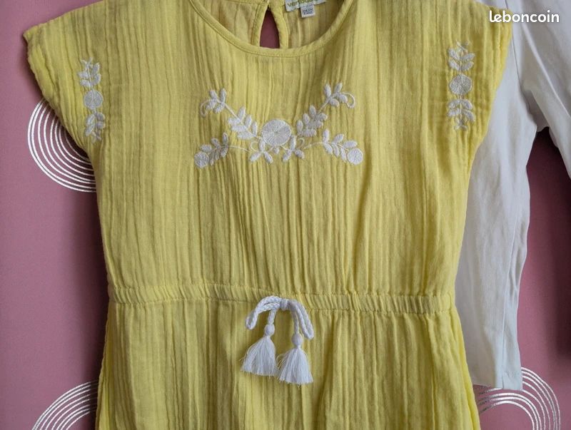 Ensemble été Verbaudet robe jaune brodé et legging short blanc 6 ans (image 4)
