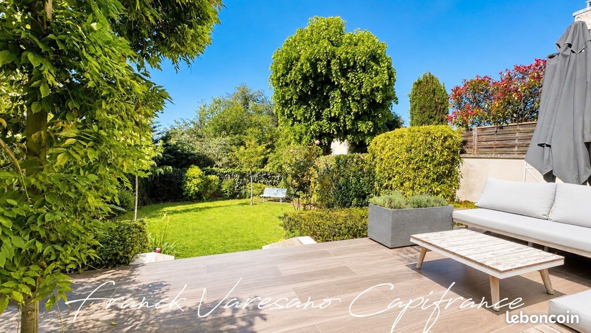 Maison 7 pièces 236 m² · à Noisy-le-Roi · 236 m² · 998 000 €