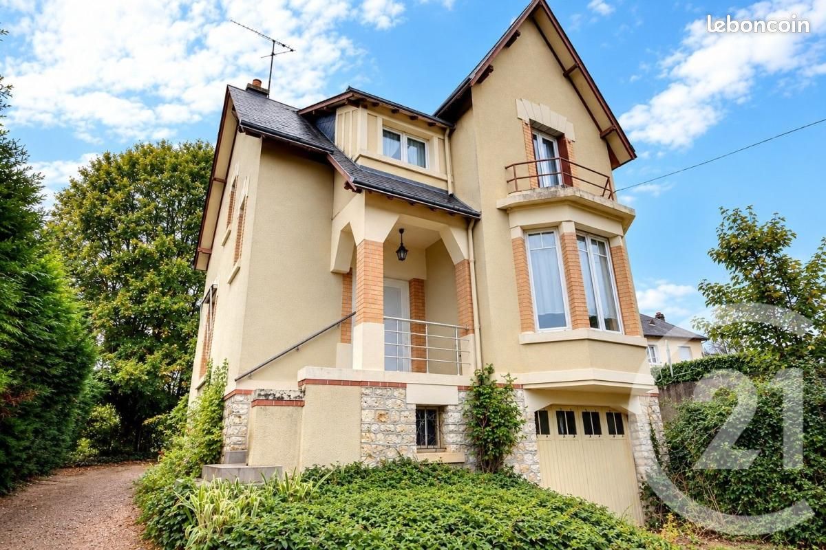 Maison 5 pièces 103 m² · au Controis-en-Sologne · 103 m² · 210 000 €