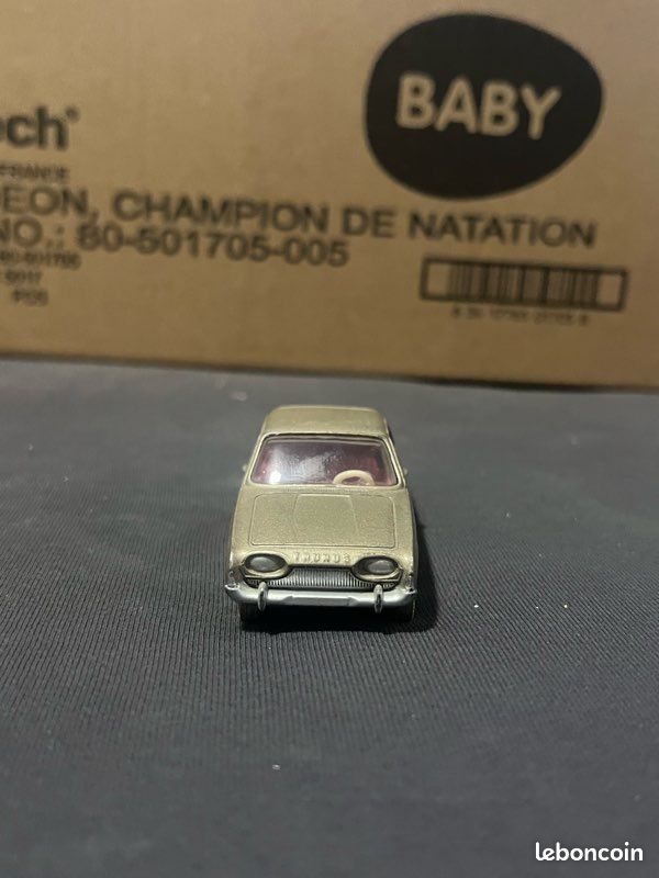Dinky Toys 1:43 Atlas Ford Taunus Polizeiwagen Polic De À German