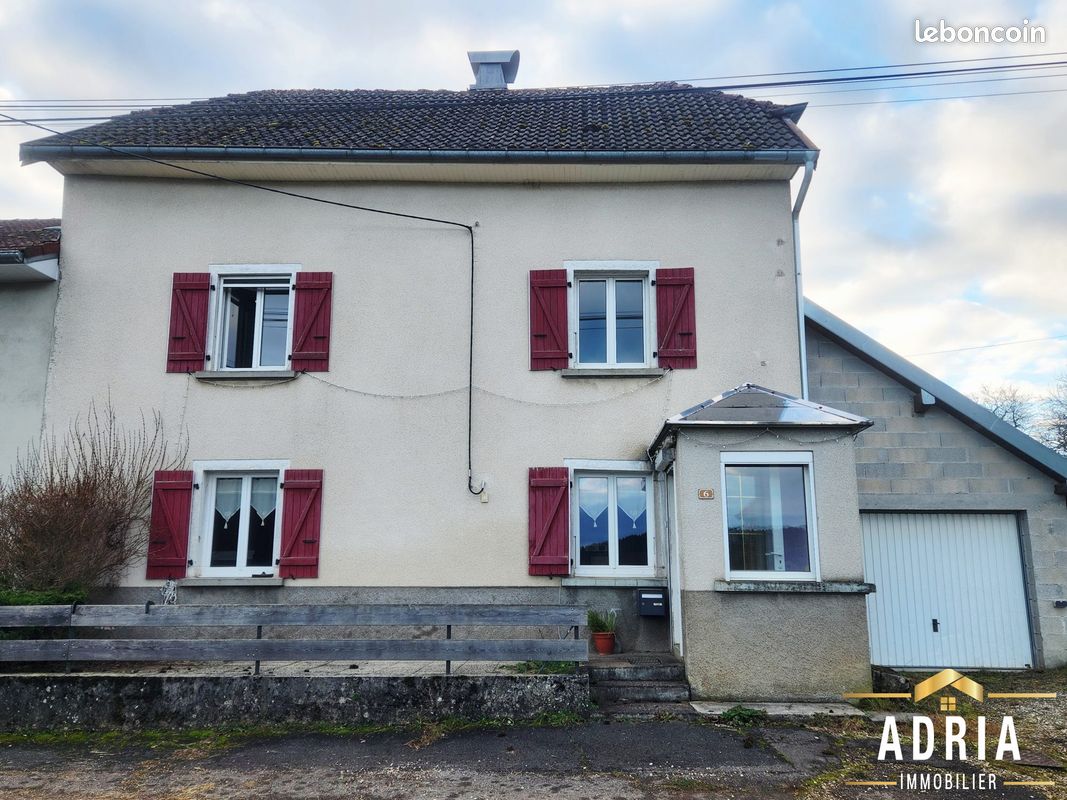 Maison 4 pièces 109 m² · à La Grange · 109 m² · 140 000 €