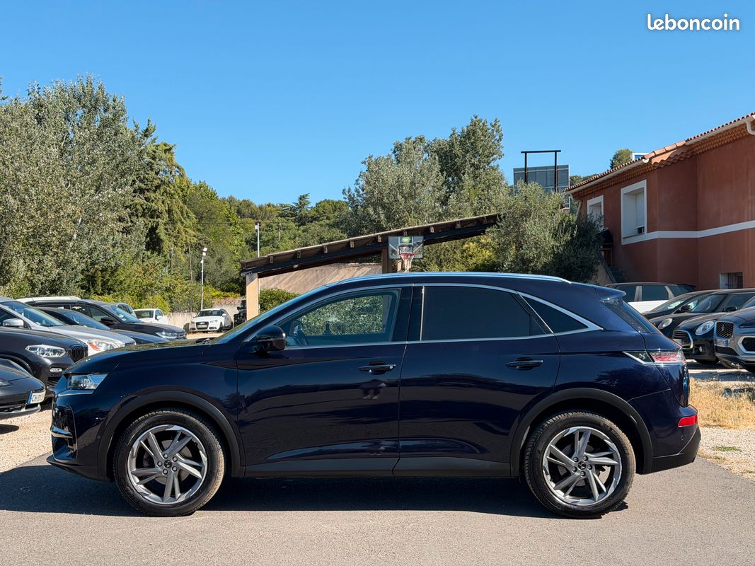 RIVOLI / DS7 CROSSBACK 1.5 BLUEHDI 130 CV / CARNET D'ENTRETIEN Disponbile (image 2)