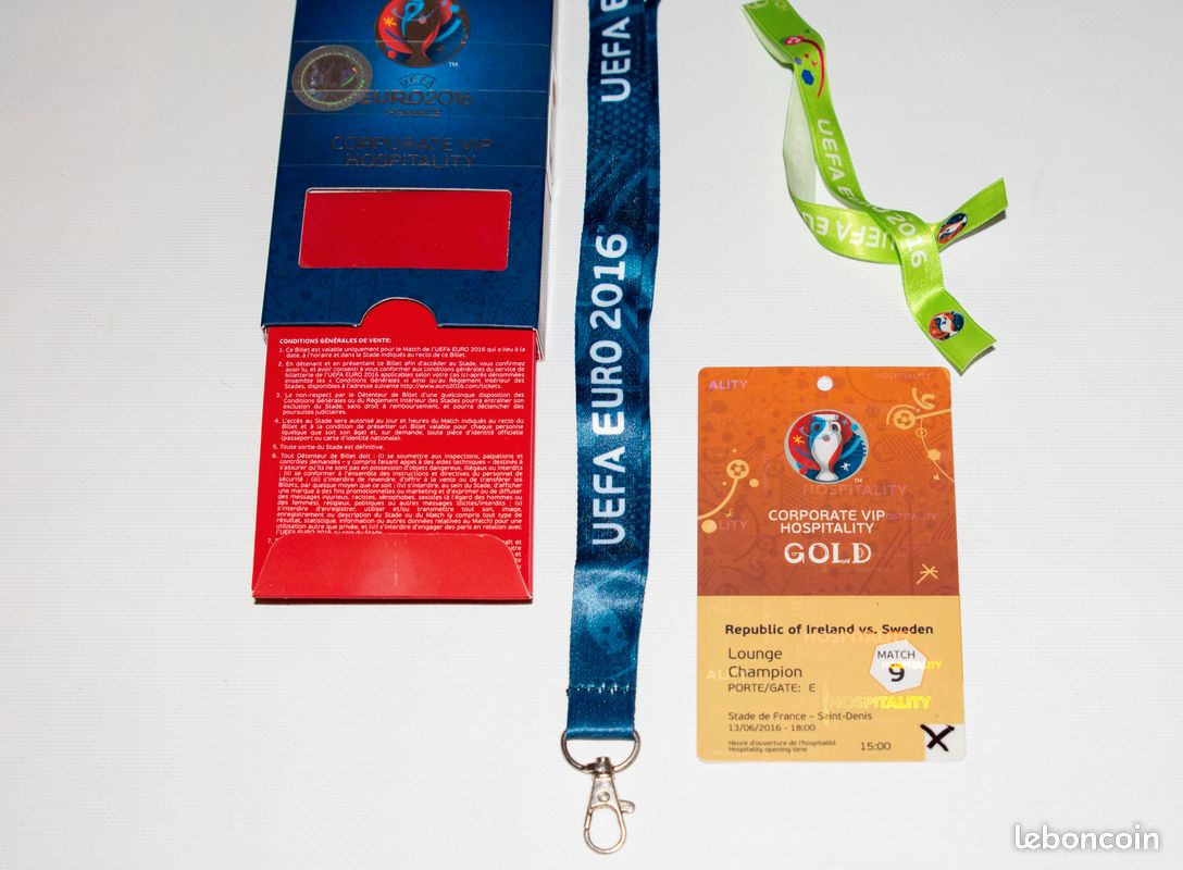 EURO FOOTBALL 2016 MATCH 9 TICKET GOLD VIP AVEC COFFRET SUEDE