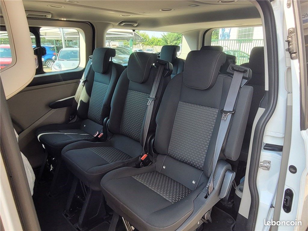 Ford Tourneo CUSTOM 320 L2H1 2.0 ECOBLUE 130 Trend Business (image 3)