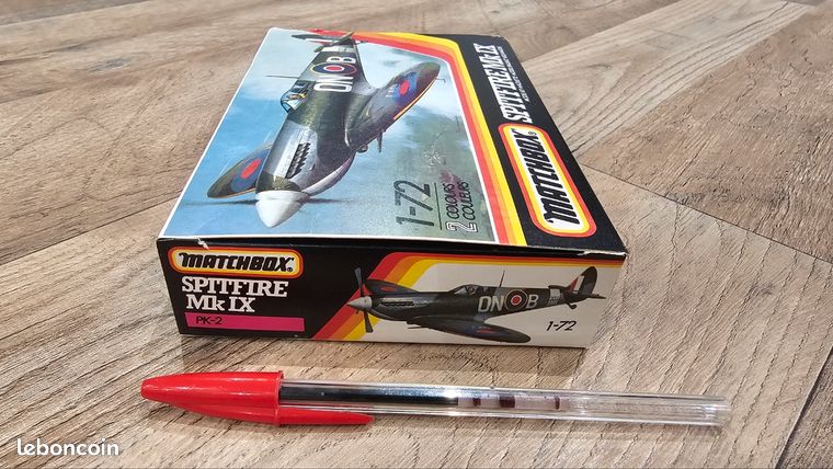 Italeri - Supermarine Spitfire Mk.IX, Model Kit 0094, 1/72 - - Sběratelské