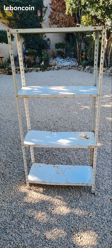 4 étagères métalliques (image 1)