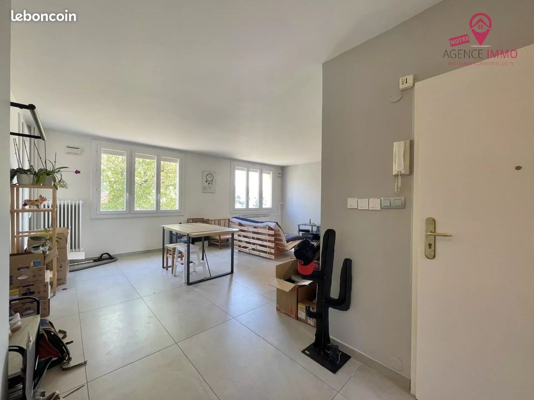 Appartement 3 pièces 68 m² · à Vienne · 68 m² · 900 €/mois