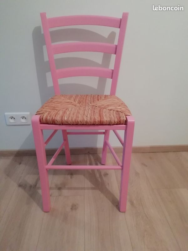 Chaise rose (image 1)