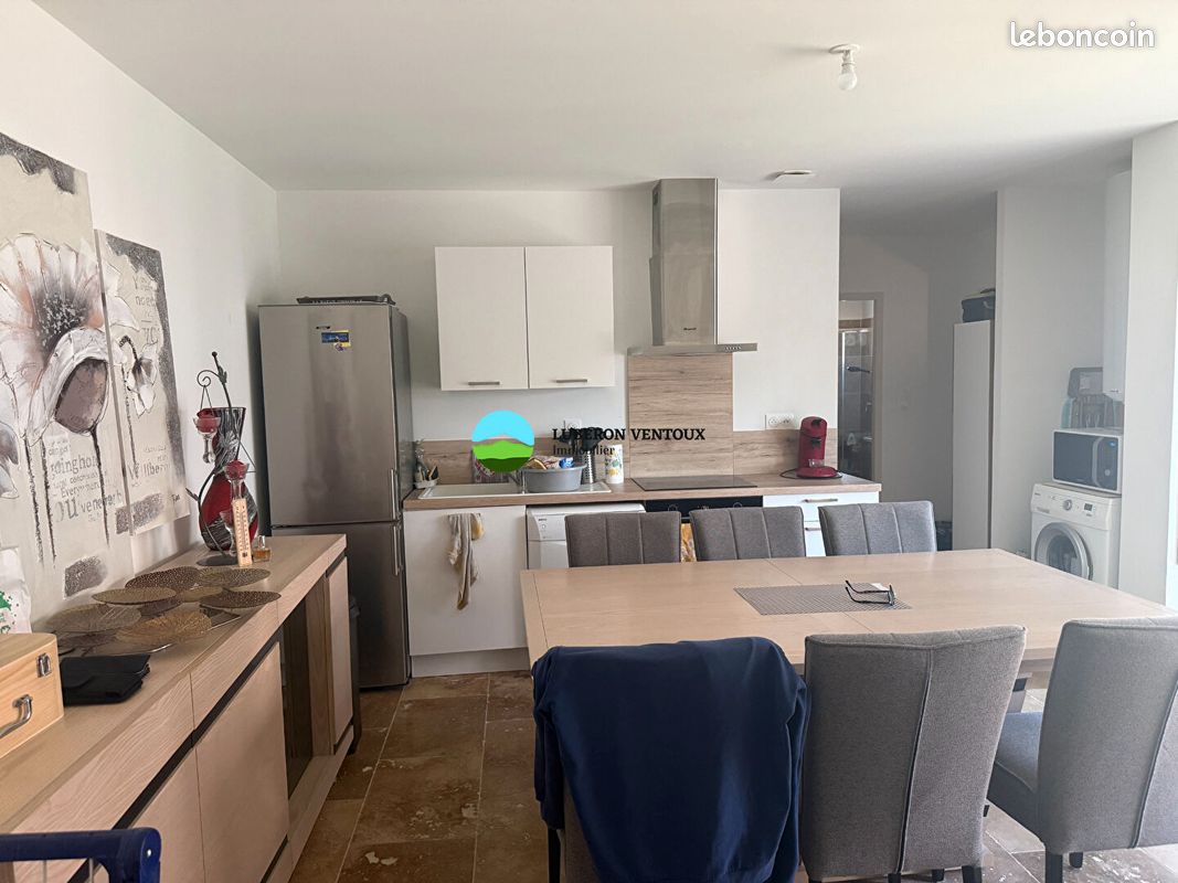 Appartement 3 pièces 62 m² · à Caromb · 62 m² · 726 €