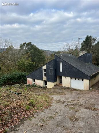Maison 10 pièces 232 m²