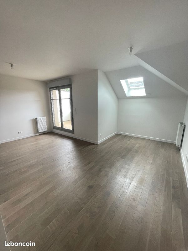 Appartement 2 pièces 42 m² · à L'Isle-Adam · 42 m² · 1 055 €