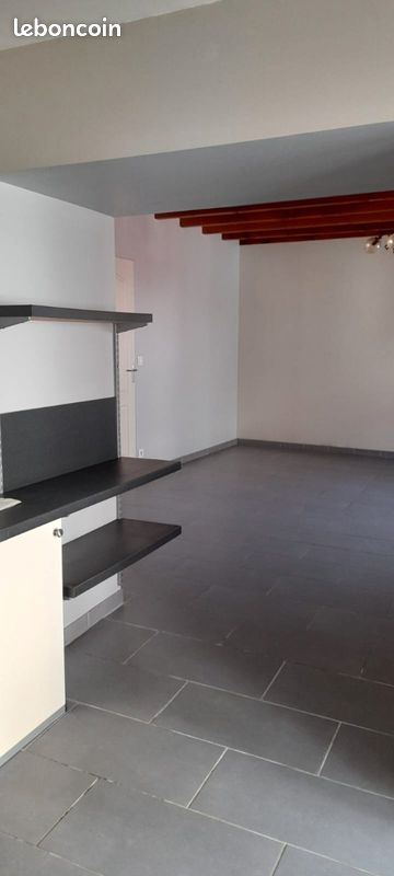 Maison 6 pièces 120 m² · à Châteauneuf-la-Forêt · 120 m² · 120 000 €