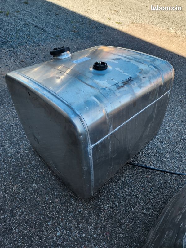 Réservoir aluminium iveco (image 2)