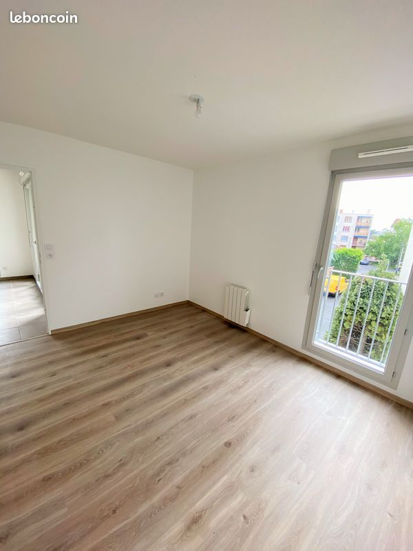 Appartement a louer villefranche-sur-saone - 2 pièce(s) - 43 m2 - Surfyn