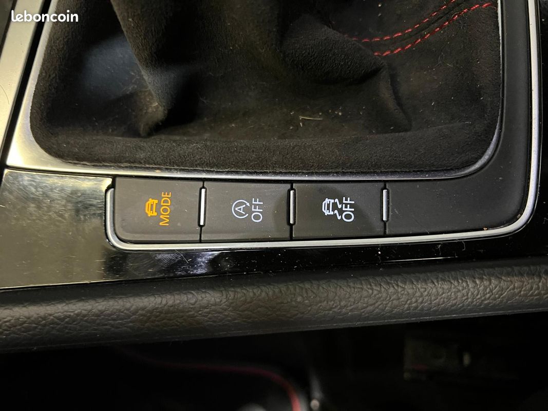 VOLKSWAGEN GOLF VII 2.0L TSI 265CH GTI Clubsport (image 21)