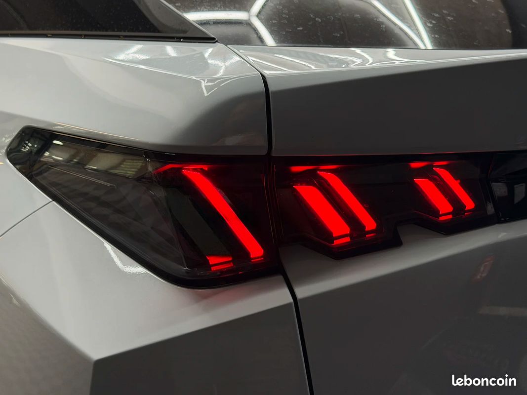 Peugeot 3008 III Hybrid 136 Allure (image 24)