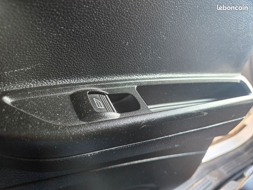 FORD B-MAX 1.0 SCTI ECOBOOST 125 COLOR EDITION START-STOp (image 27)