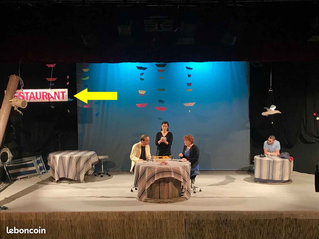 Décor théâtre - panneau restaurant (image 1)