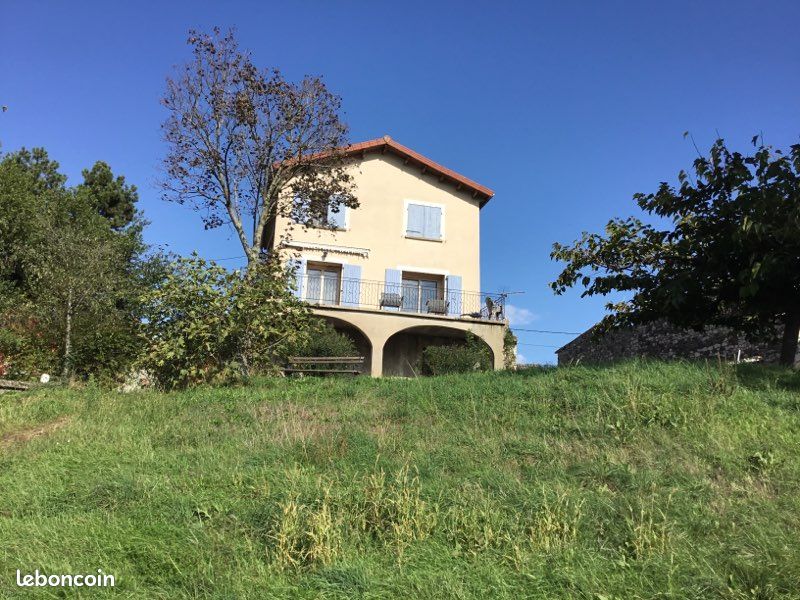 Maison 6 pièces 126 m² · à Chomérac · 126 m² · 240 000 €