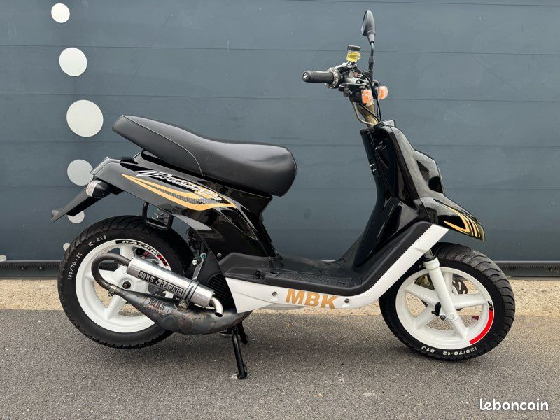 Booster Neuf Booster Spirit 12 MBK Booster Spirit 12 Pouces 2002 Motos