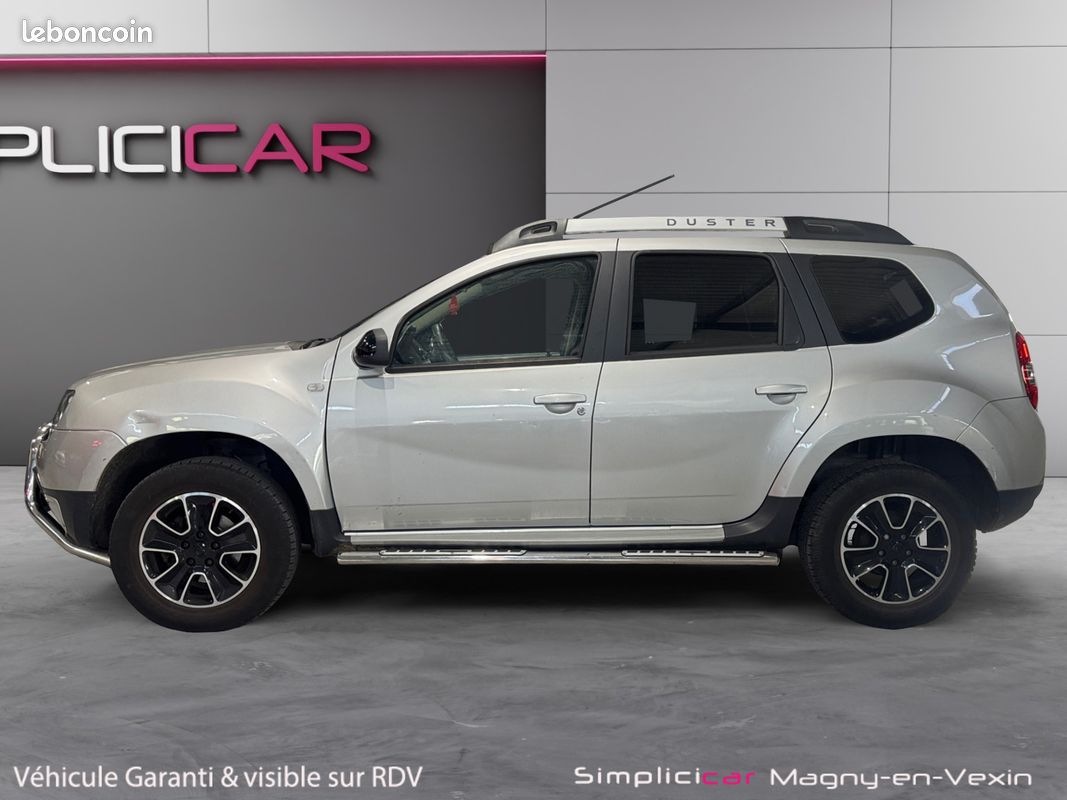 DACIA DUSTER 1.5 DCI 110 BLACK TOUCH 110Ch Garantie 12 mois (image 4)