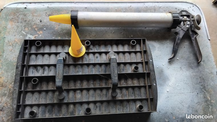 Pistolet à Bouillette Pour Pêche à La Carpe - Fabrication Maison - Modèle Générique D'occasion