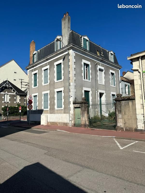 Maison 15 pièces 300 m² · à Limoges · 300 m² · 380 000 €