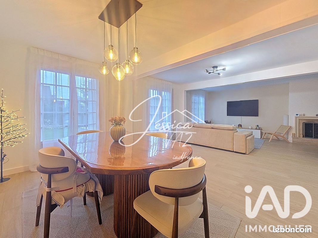 Maison 9 pièces 180 m² · à Dammartin-en-Goële · 180 m² · 449 000 €