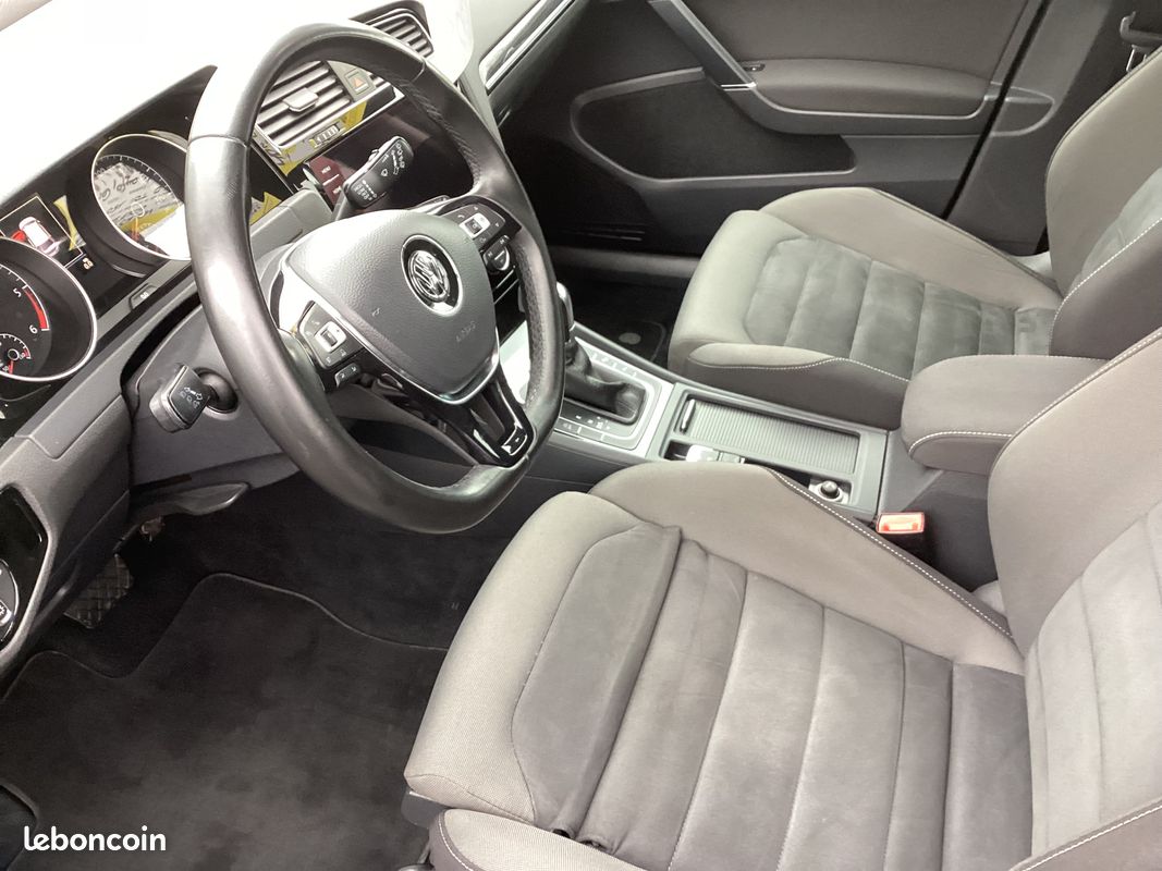 Volkswagen GOLF VII 2,0 TDI 150 ch CARAT DSG 7 (image 8)