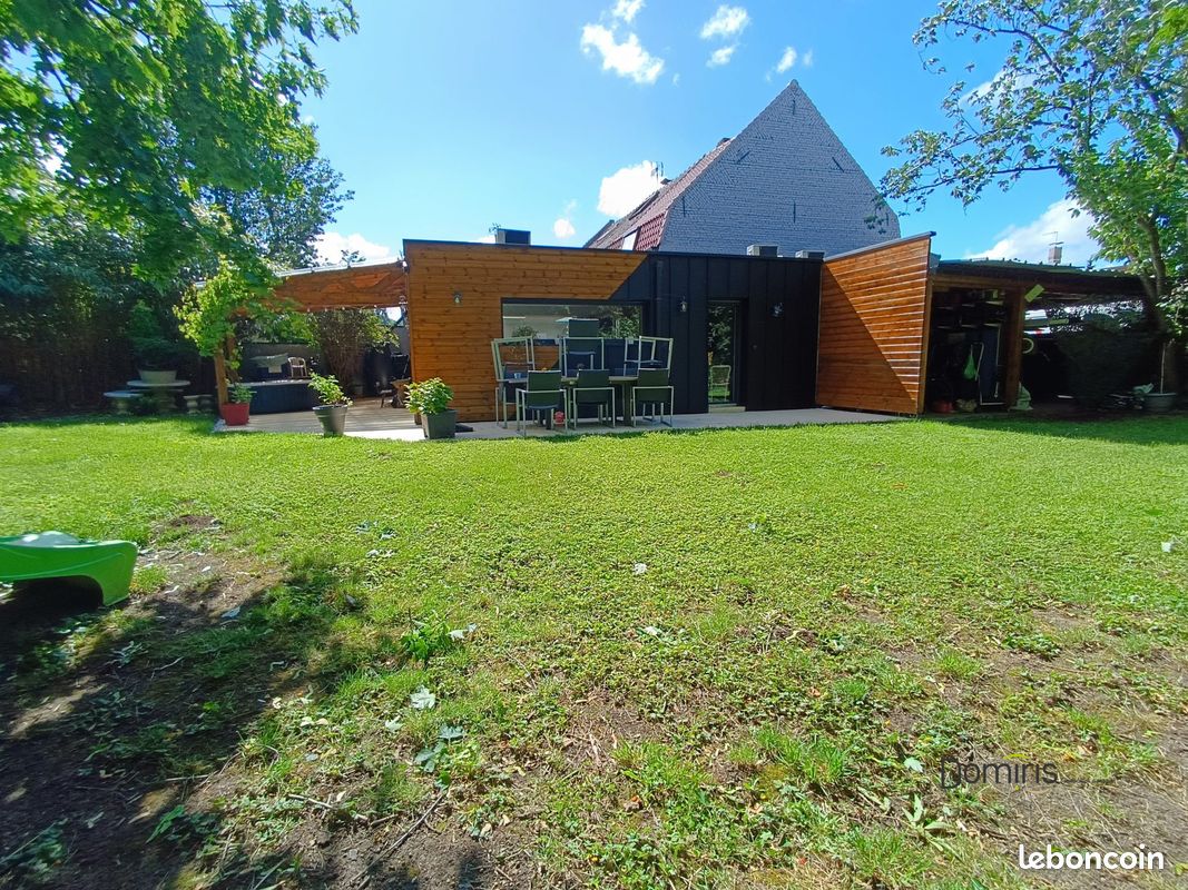 Maison 6 pièces 144 m² · à Lys-lez-Lannoy · 144 m² · 409 000 €