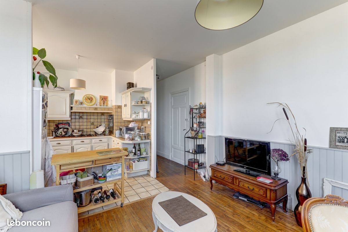Immeuble 5 pièces 100 m² · à Vichy · 100 m² · 125 000 €