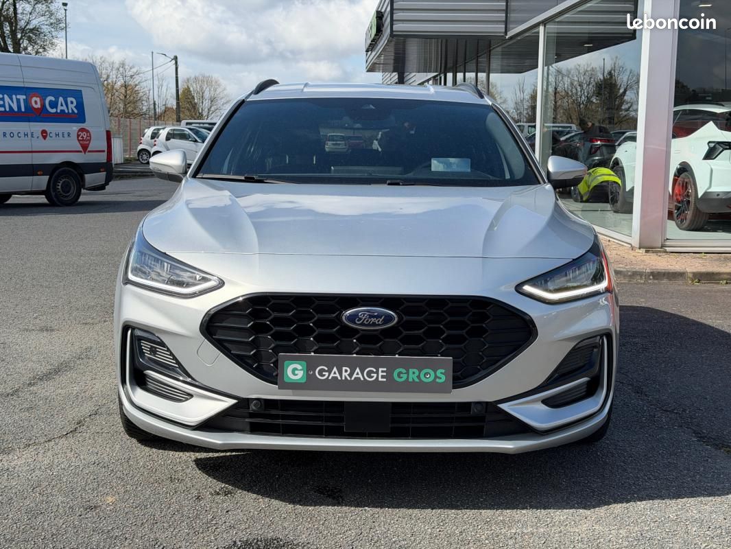 Ford Focus SW 1.0 EcoBoost 125 S&S mHEV ST-Line X (image 3)