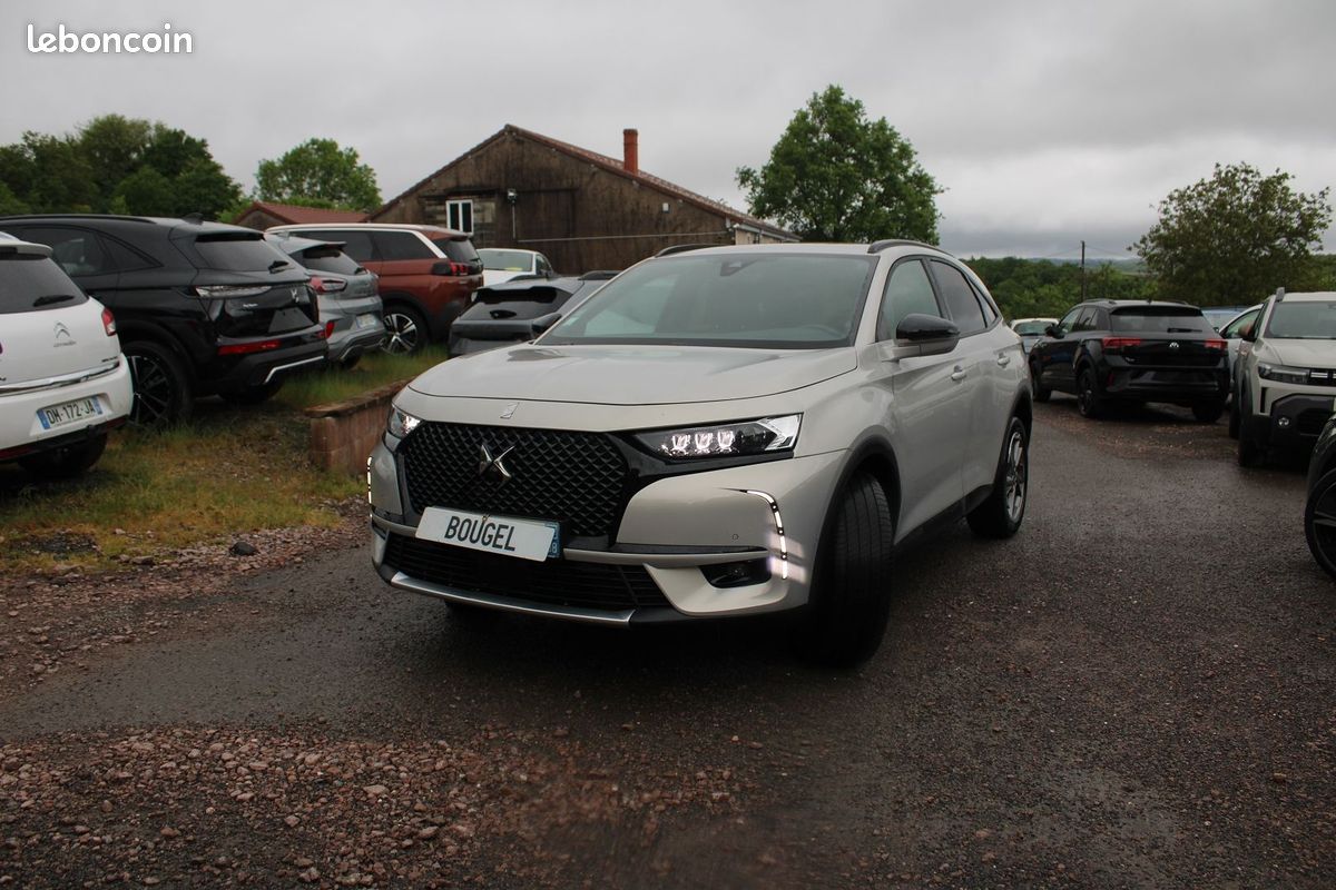 Ds DS 7 CROSSBACK II BASTILLE HDI 130 CV GPS 3D CAMÉRA USB JA 19 I-COKPIT FULL LED BOITE AUTO EAT-8 (image 4)