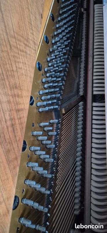 Piano droit Erard (image 3)