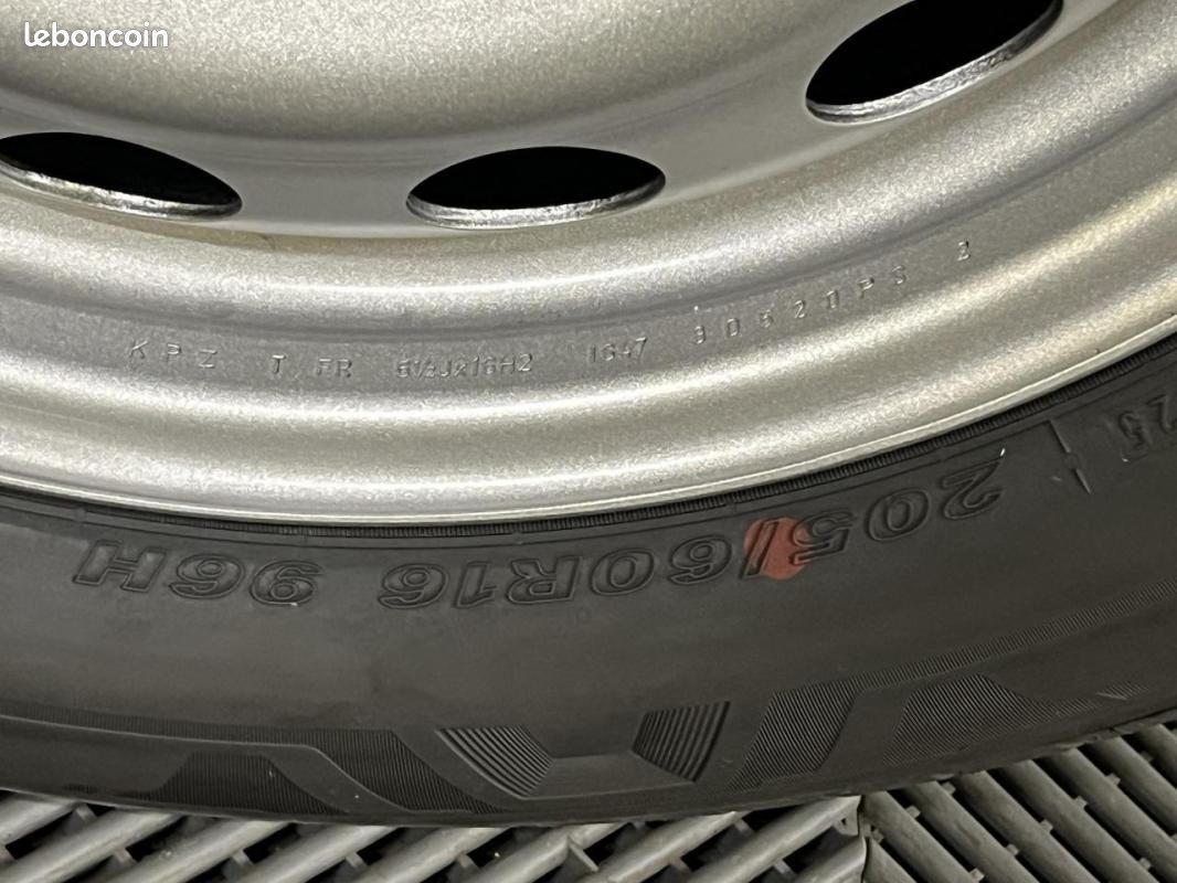 Toyota PROACE 1.5L 130 D-4D BVA STARTCONFORT ( PARTNER / BERLINGO ) 2026 MEDIUM + KIT BOIS 19983 HT (image 23)
