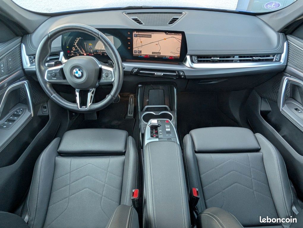 Bmw x1 u11 sdrive18i 136 ch bva m sport cuir / camera / carplay / attelage electrique (image 3)