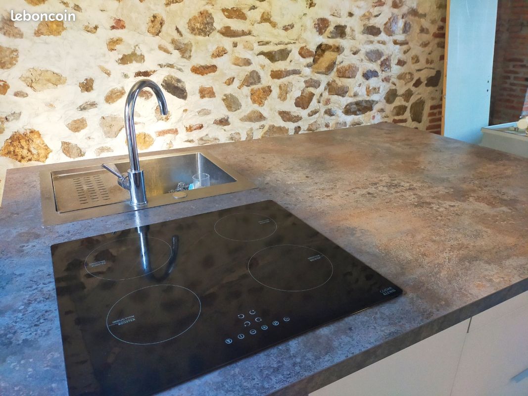 Plan de travail îlot cuisine avec évier et plaque (image 1)