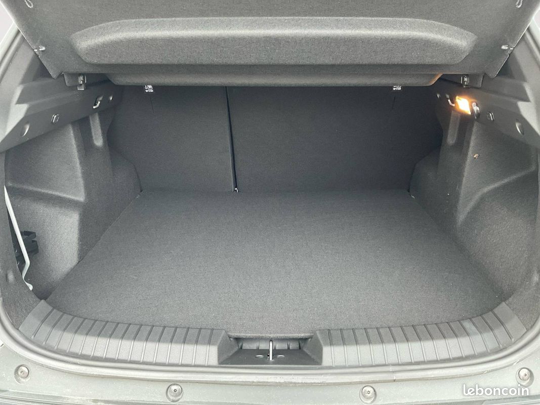 DACIA Duster Mild Hybrid 130 4x4 Extreme (image 17)